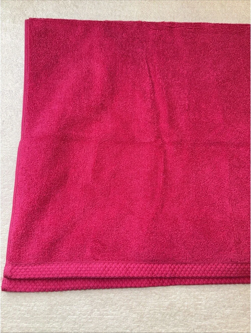 Lacoste Signature Crocodile Logo Izod Hot Pink Hand Towel 16x30 Inch